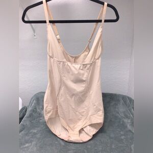 Maidenform Full Body Shaper